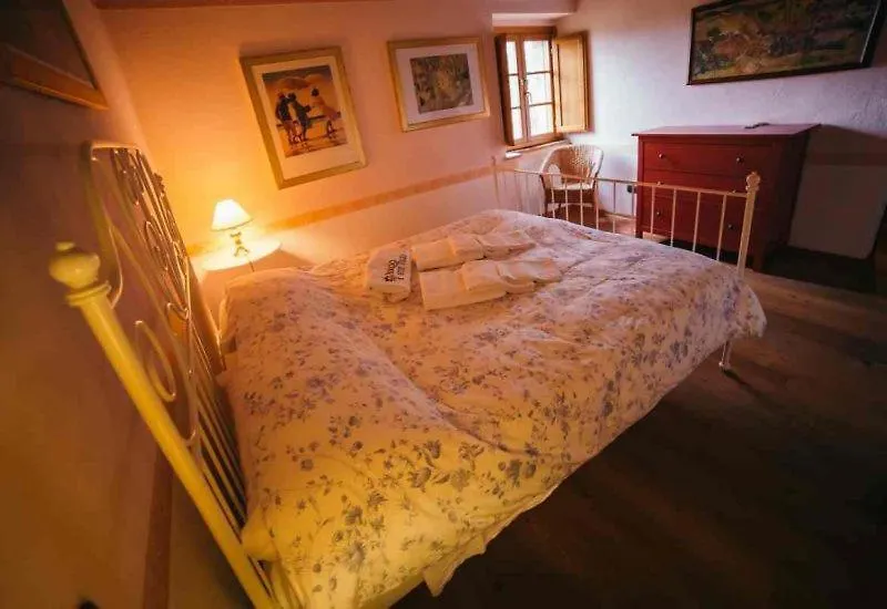 Agriturismo Borgo 7 Tigli - Apt 3 Gracciano Italy